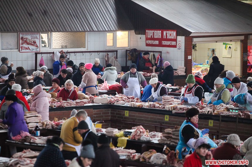 Ціни на мясо овочі фрукти в Житомирі на рику