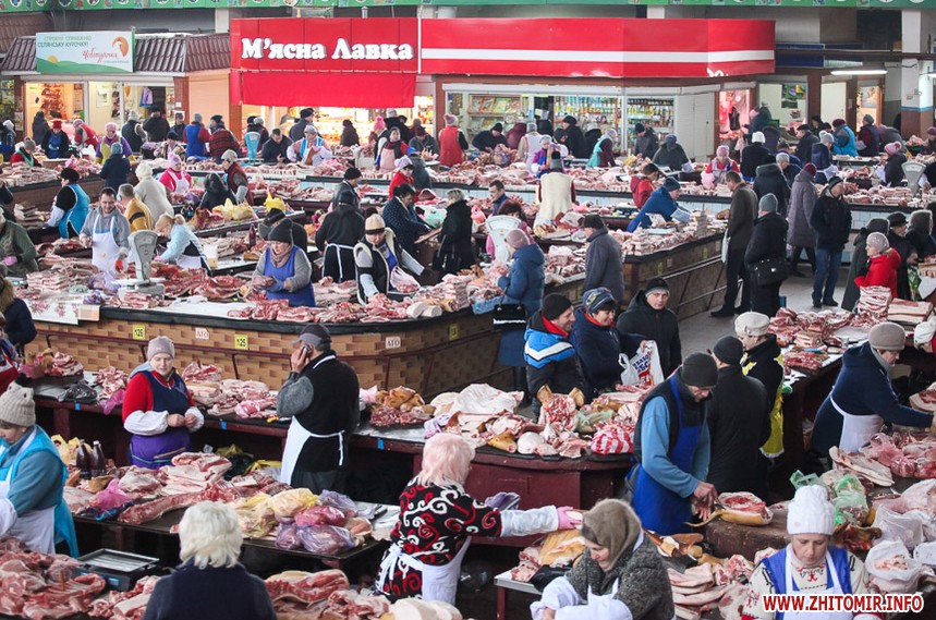 Ціни на мясо овочі фрукти в Житомирі на рику