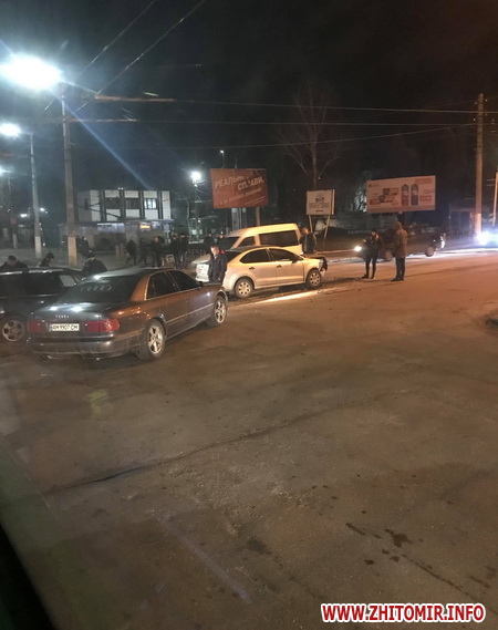ДТП Житомир зіштовхнулися три автомобілі